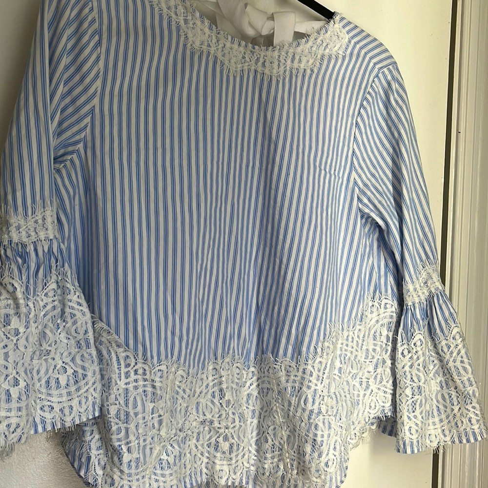 Fashionable top
